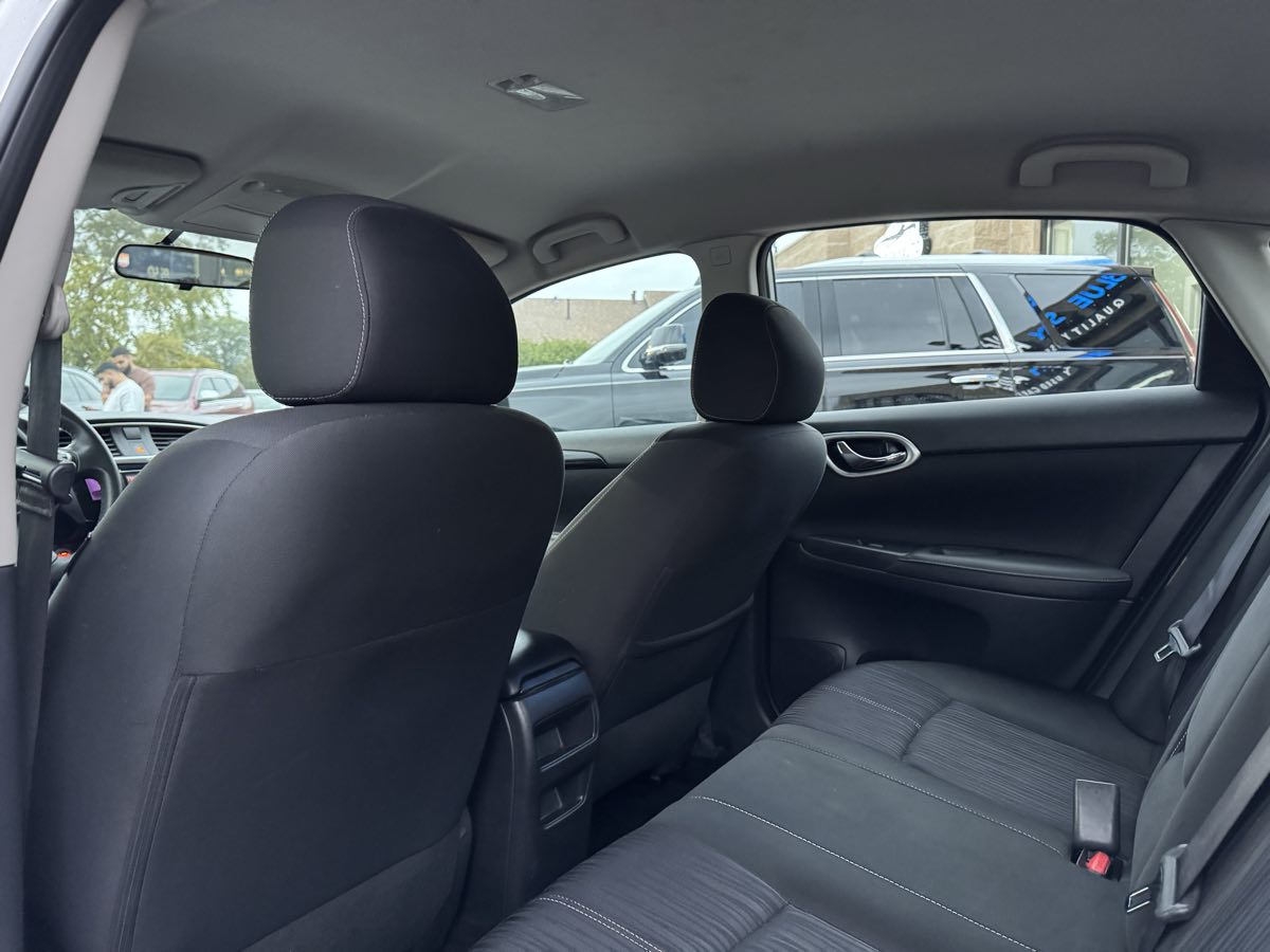 2017 Nissan Sentra SV photo 34