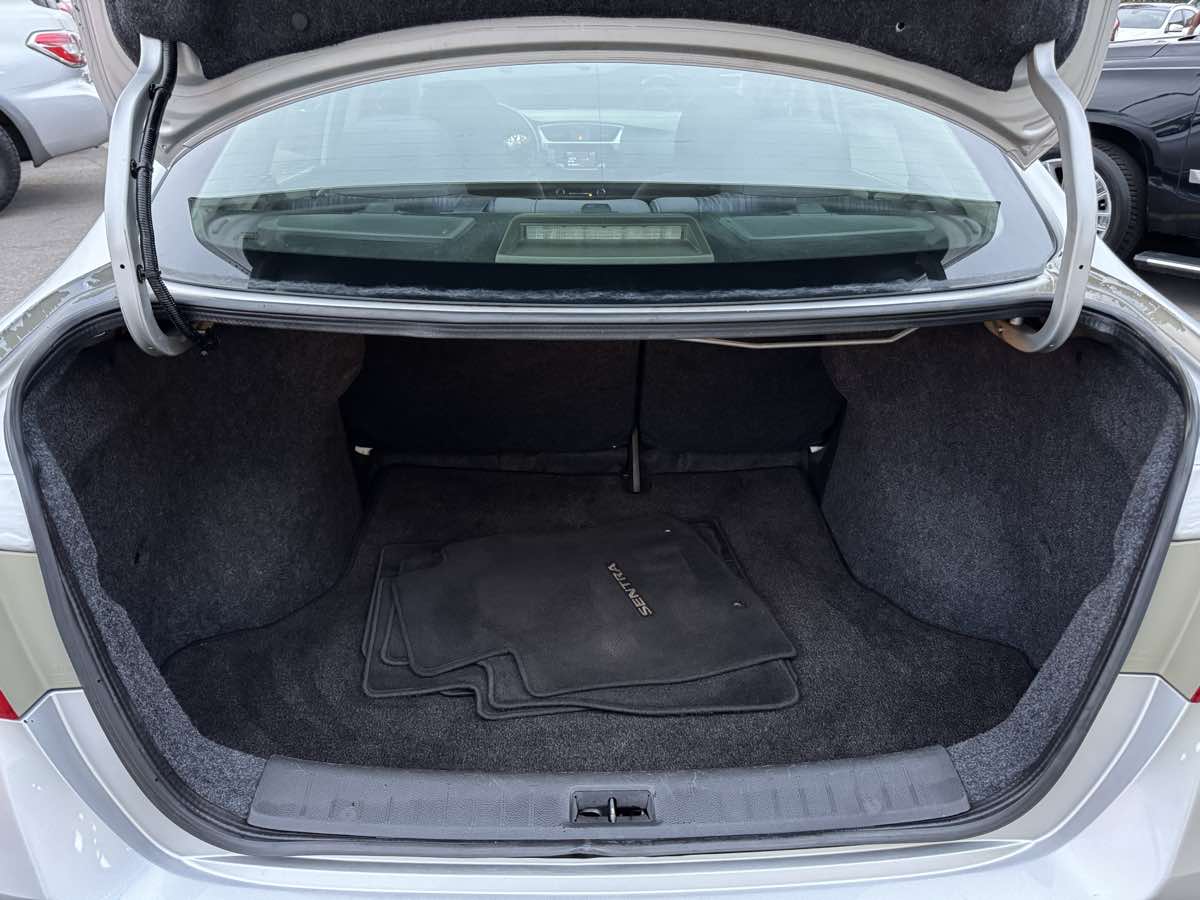 2017 Nissan Sentra SV photo 39