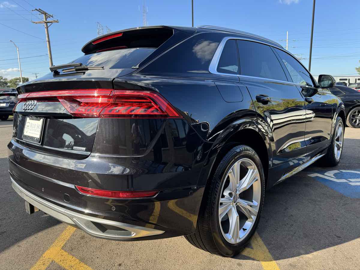 2019 Audi Q8 Prestige photo 4