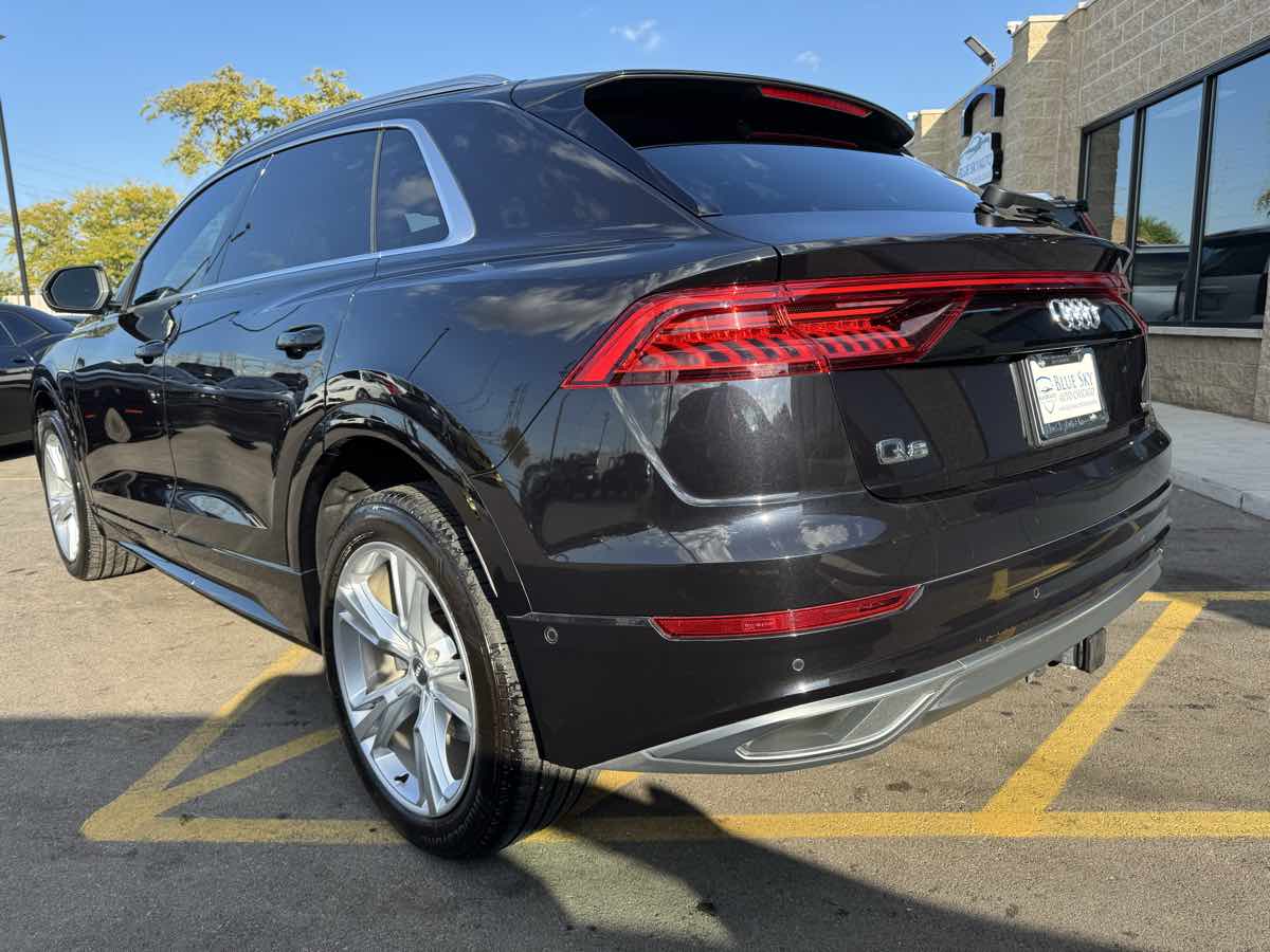 2019 Audi Q8 Prestige photo 5