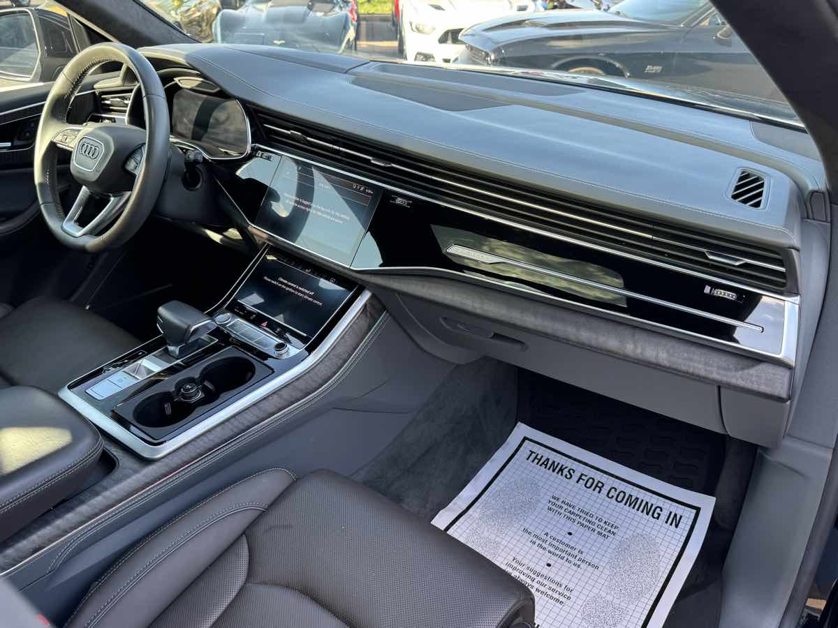 2019 Audi Q8 Prestige photo 23