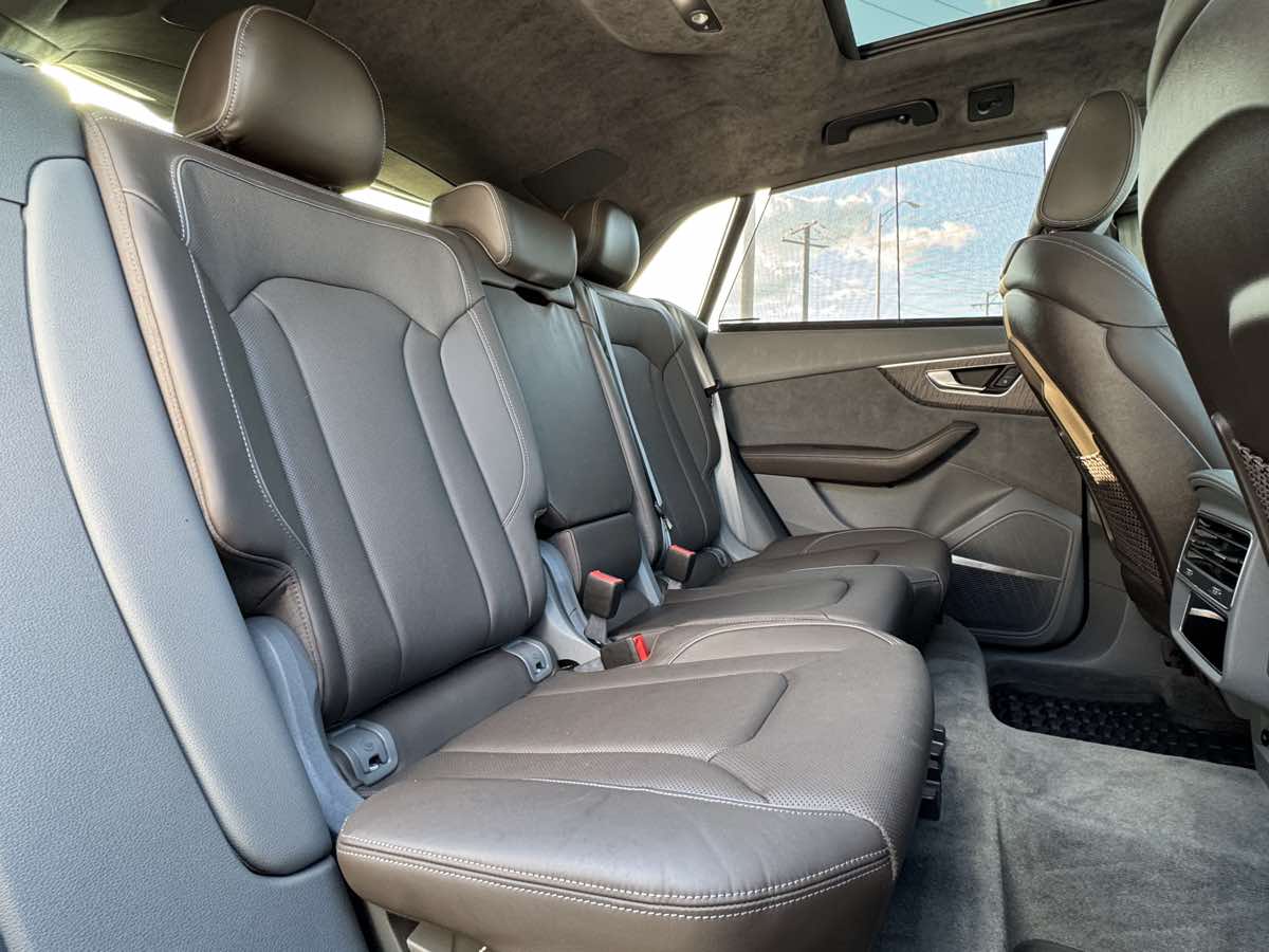 2019 Audi Q8 Prestige photo 28