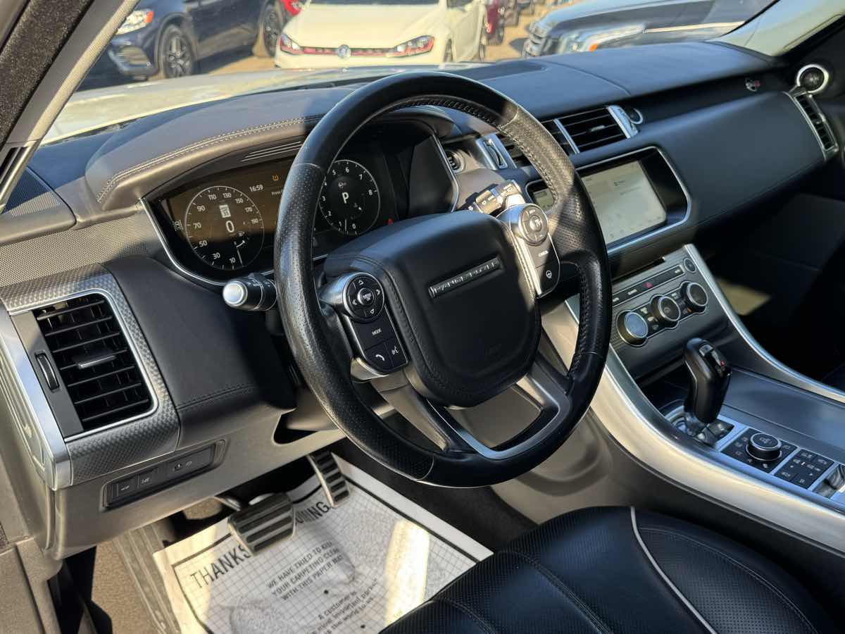 2017 Land Rover Range Rover Sport SVR photo 8
