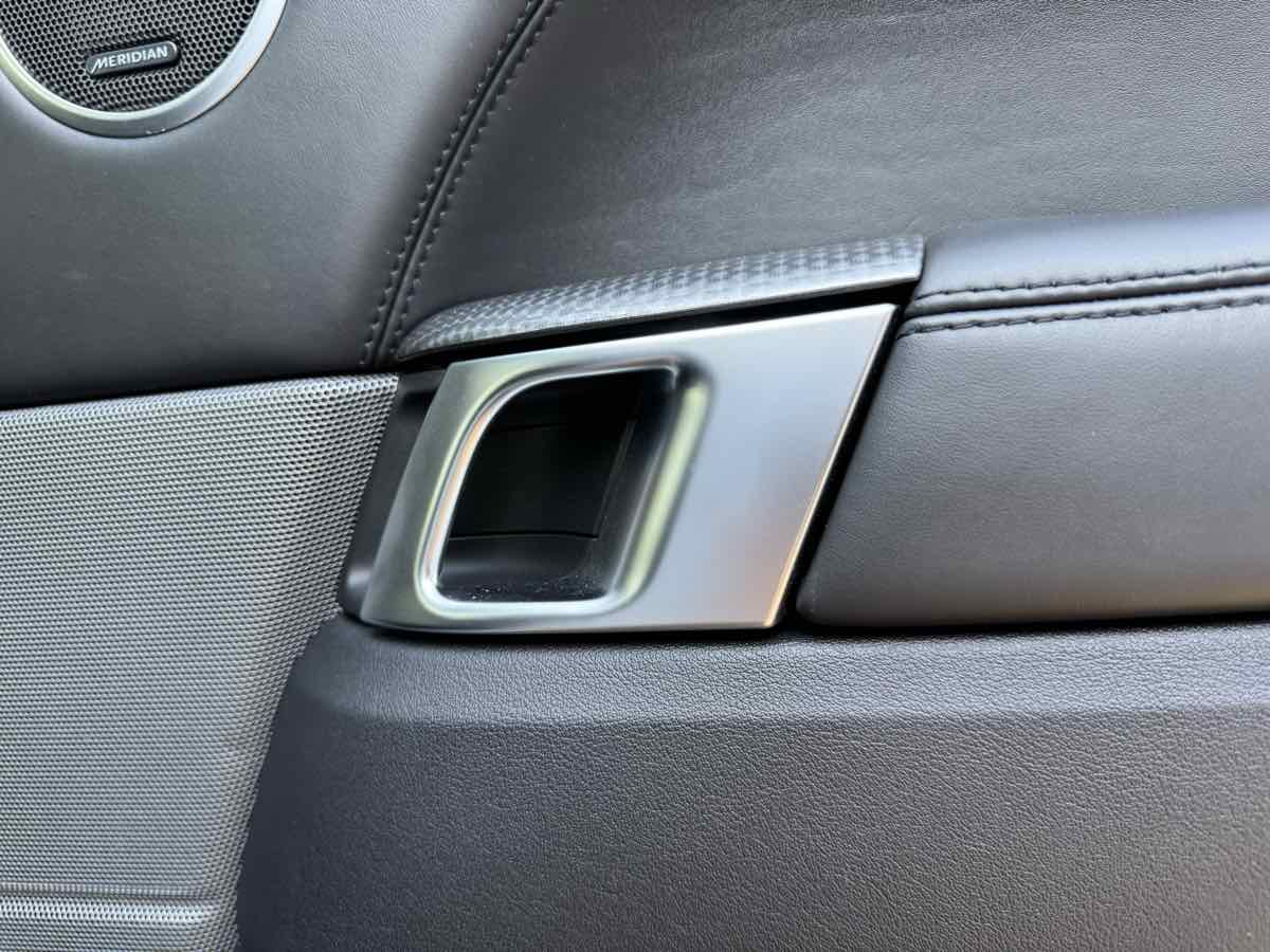 2017 Land Rover Range Rover Sport SVR photo 39