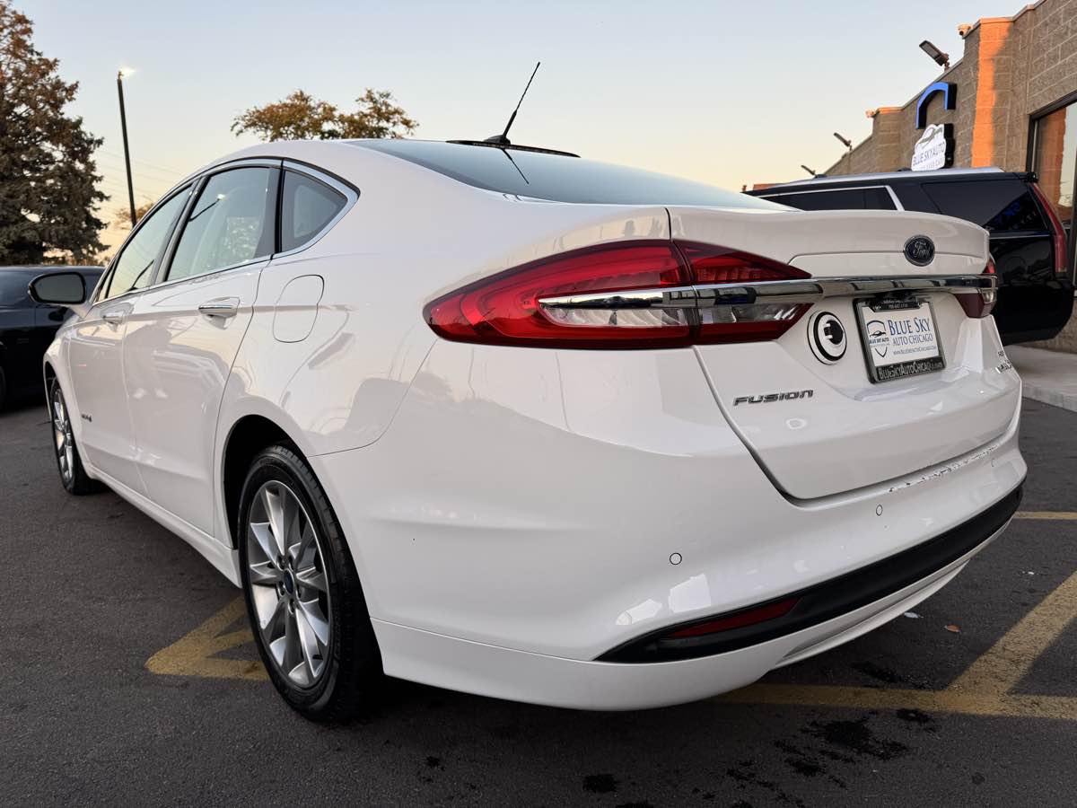 2017 Ford Fusion Hybrid SE photo 7