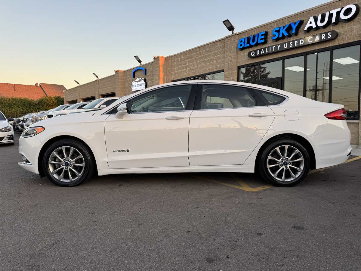 2017 Ford Fusion Hybrid SE photo 8