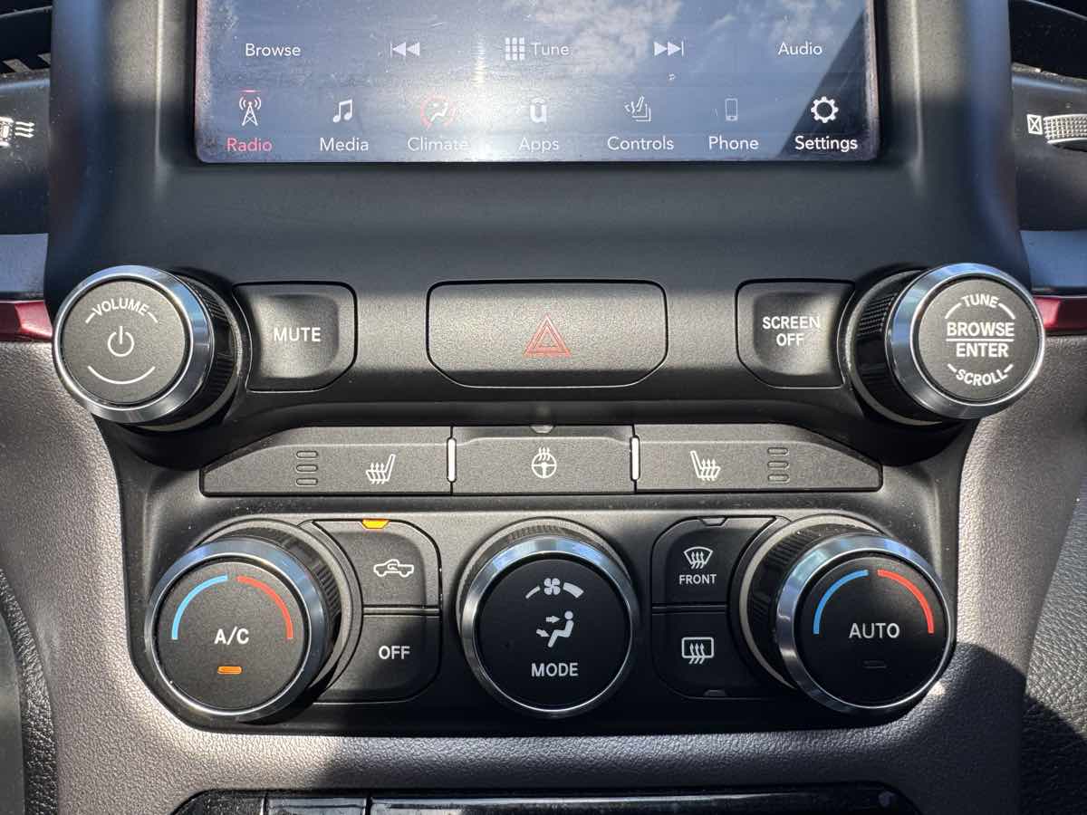 2019 Ram 1500 Rebel photo 18