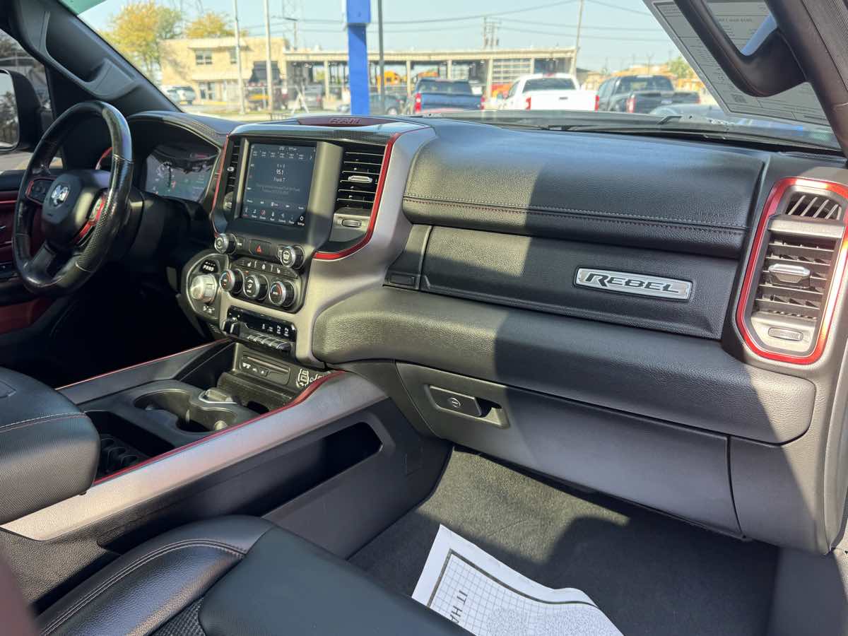2019 Ram 1500 Rebel photo 30
