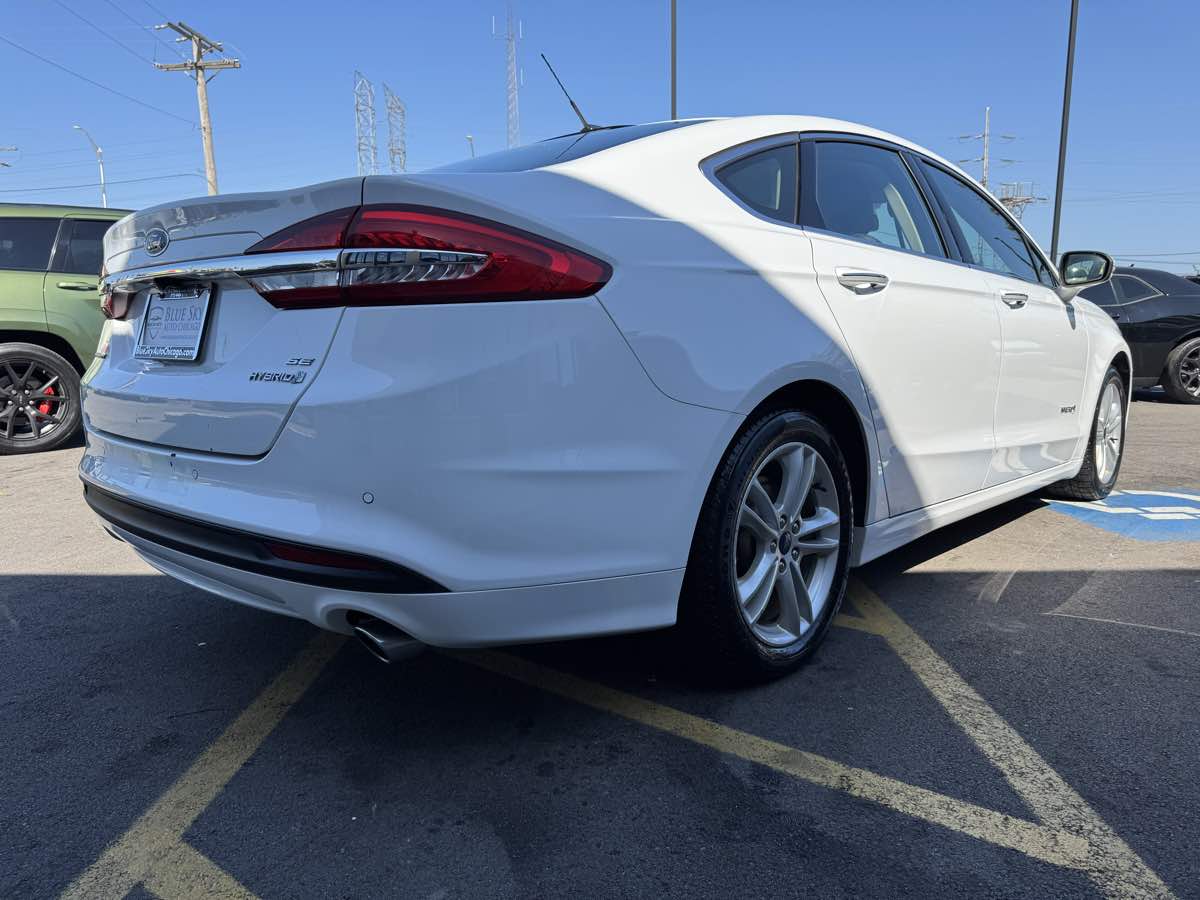 2018 Ford Fusion Hybrid SE photo 5