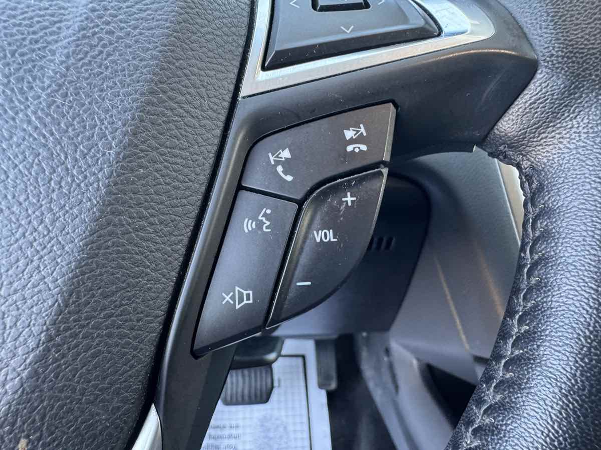 2018 Ford Fusion Hybrid SE photo 16