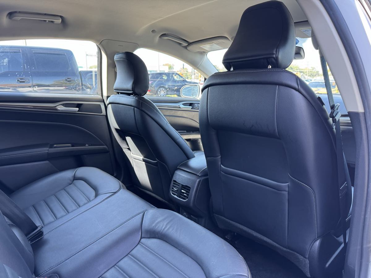 2018 Ford Fusion Hybrid SE photo 31