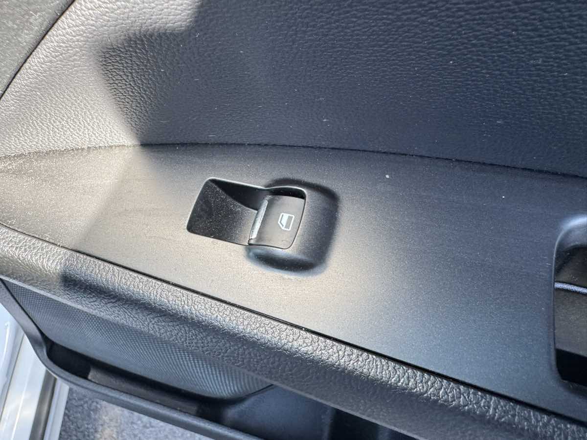 2018 Ford Fusion Hybrid SE photo 34