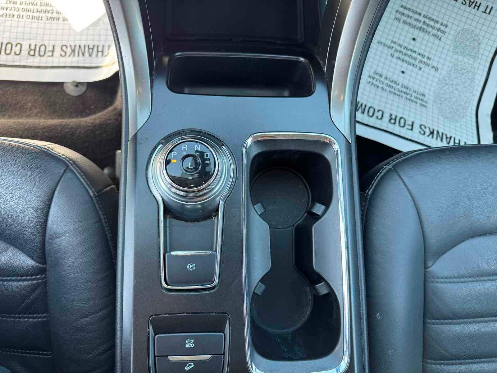 2018 Ford Fusion Hybrid SE photo 19
