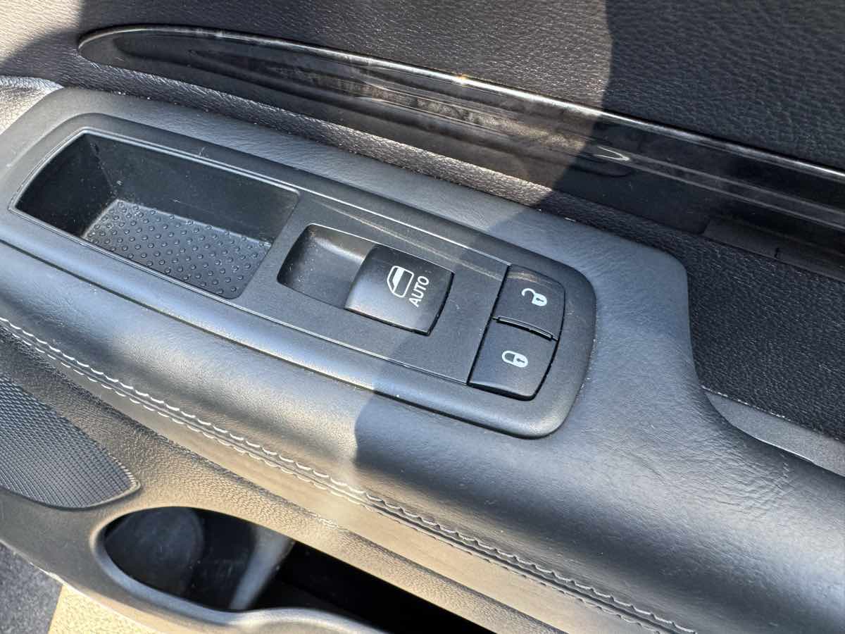 2014 Dodge Durango Citadel photo 29