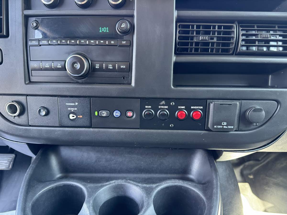 2016 Chevrolet Express Cargo Van photo 16