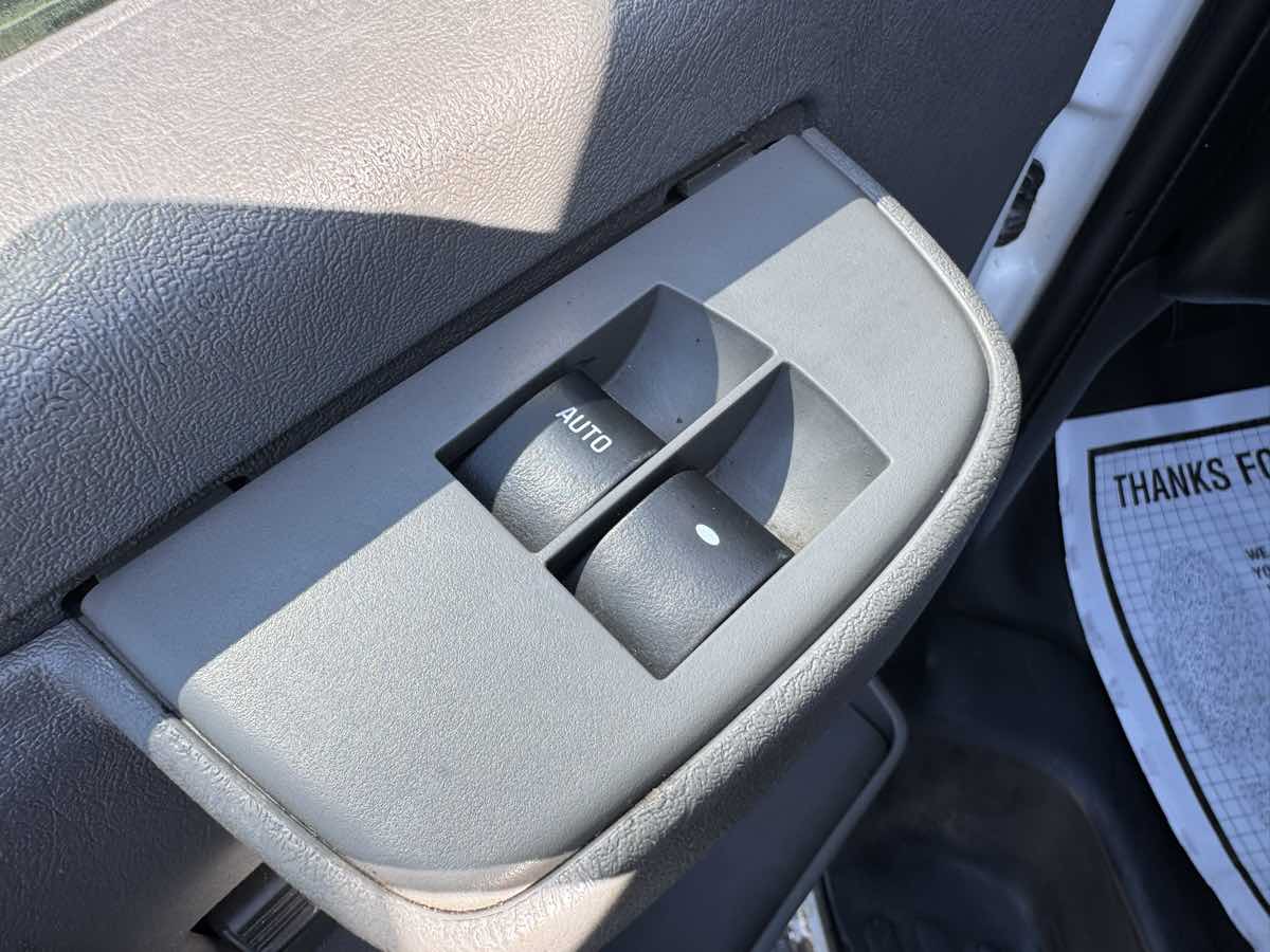 2016 Chevrolet Express Cargo Van photo 21