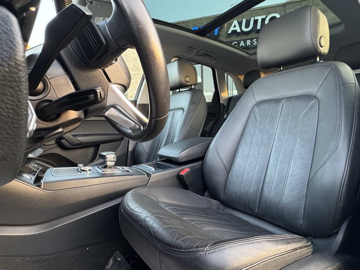 2018 Audi Q5 Premium photo 23