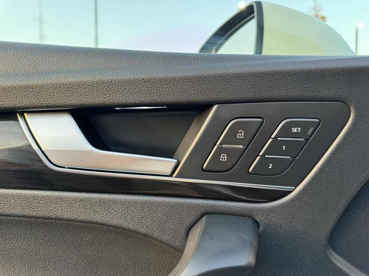 2018 Audi Q5 Premium photo 27