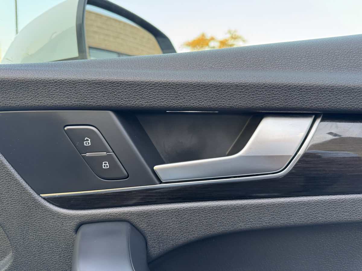 2018 Audi Q5 Premium photo 32
