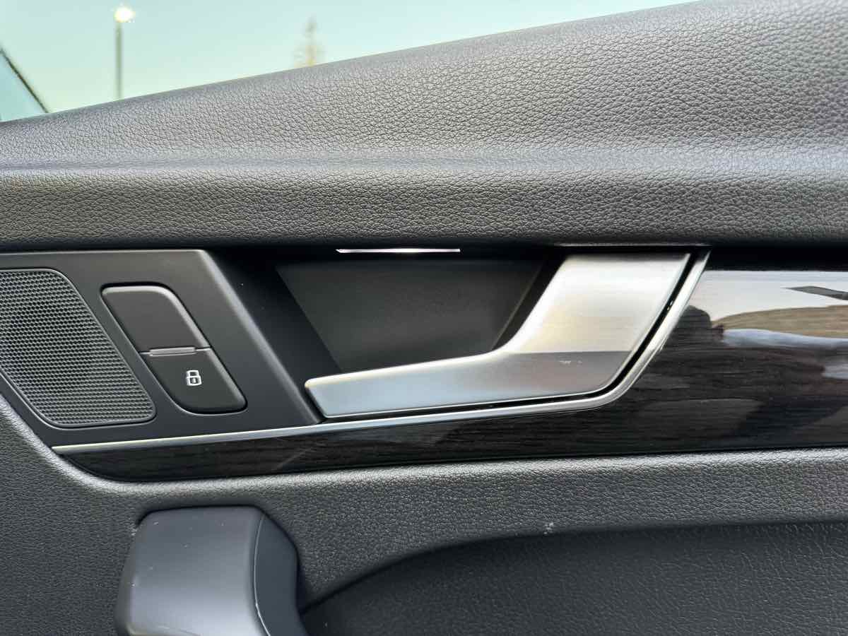 2018 Audi Q5 Premium photo 37