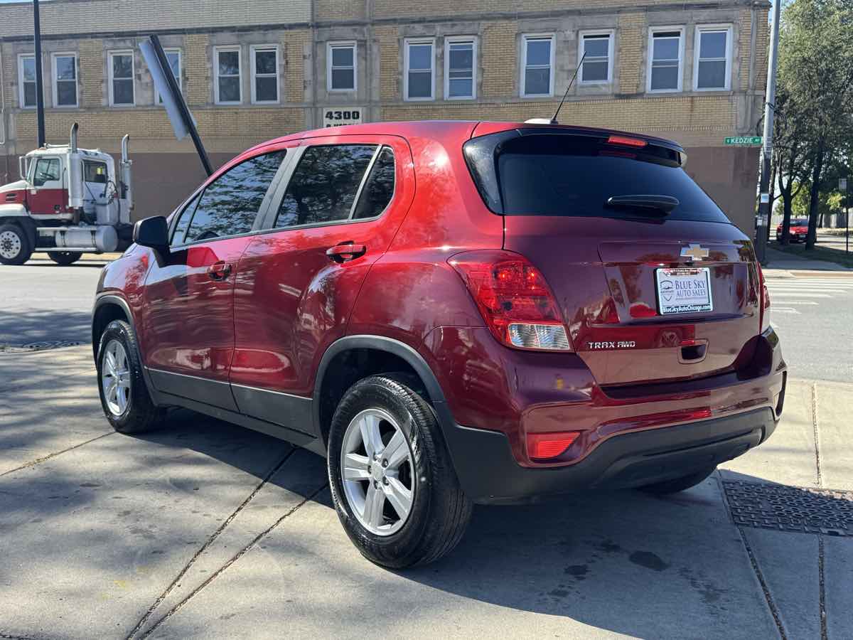 2022 Chevrolet Trax LS photo 7