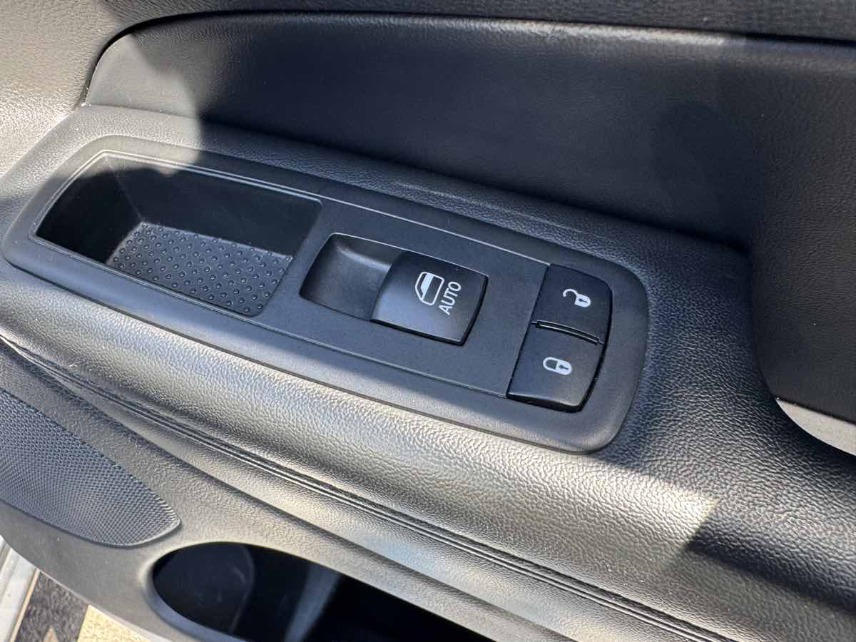 2018 Jeep Grand Cherokee Limited photo 28
