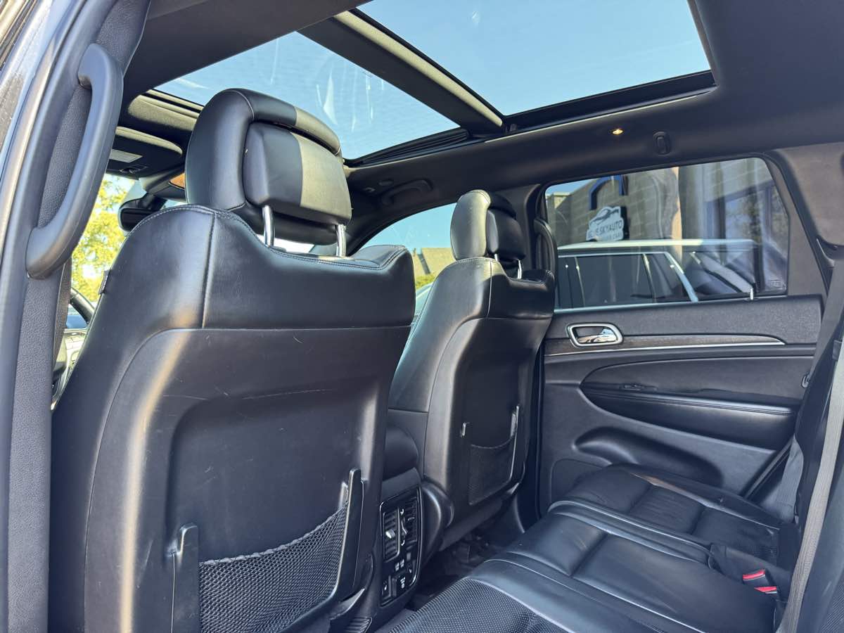 2018 Jeep Grand Cherokee Limited photo 35