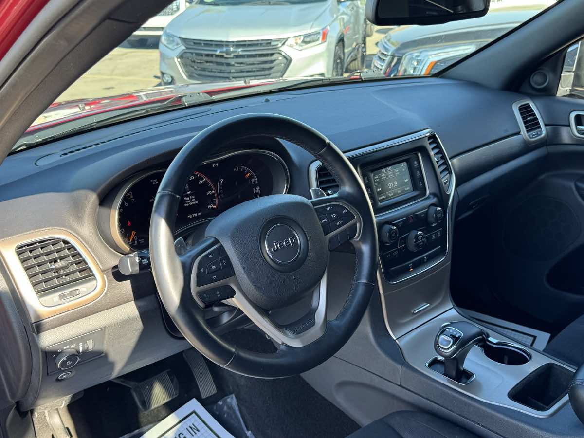 2015 Jeep Grand Cherokee Laredo photo 9
