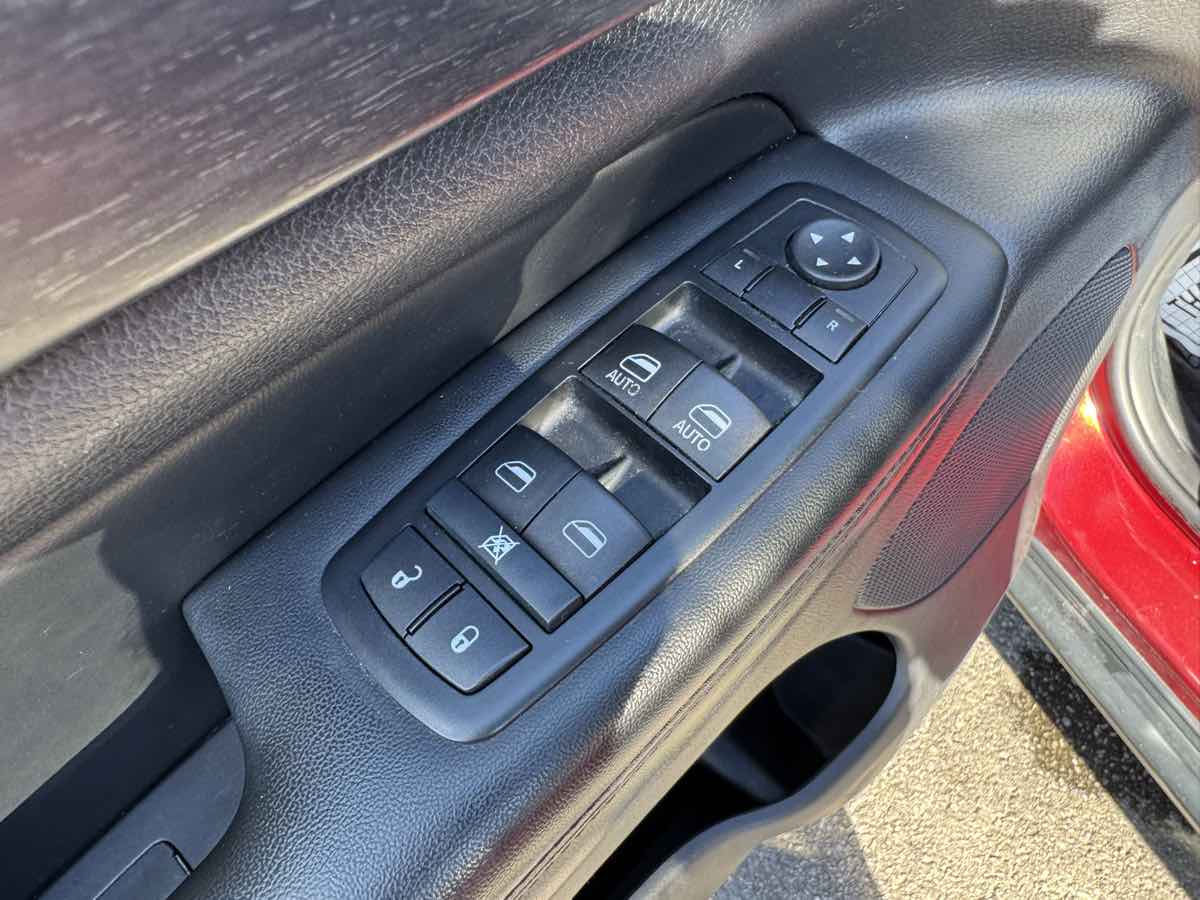 2015 Jeep Grand Cherokee Laredo photo 20