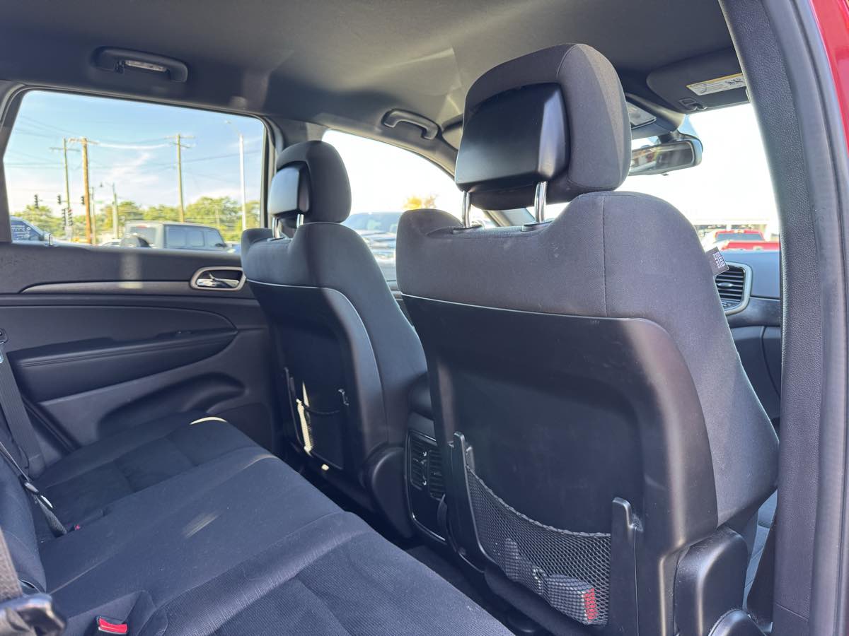 2015 Jeep Grand Cherokee Laredo photo 26