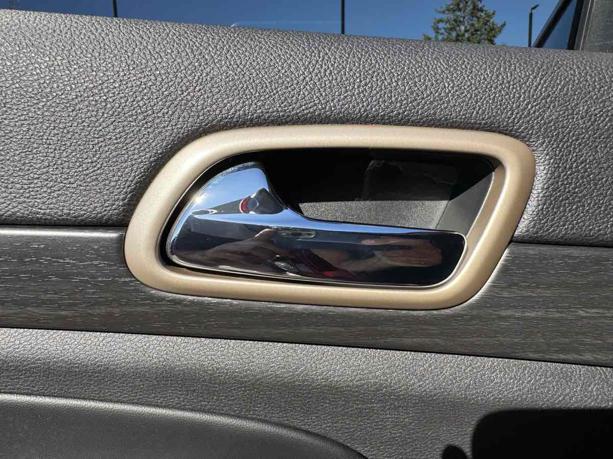 2015 Jeep Grand Cherokee Laredo photo 35