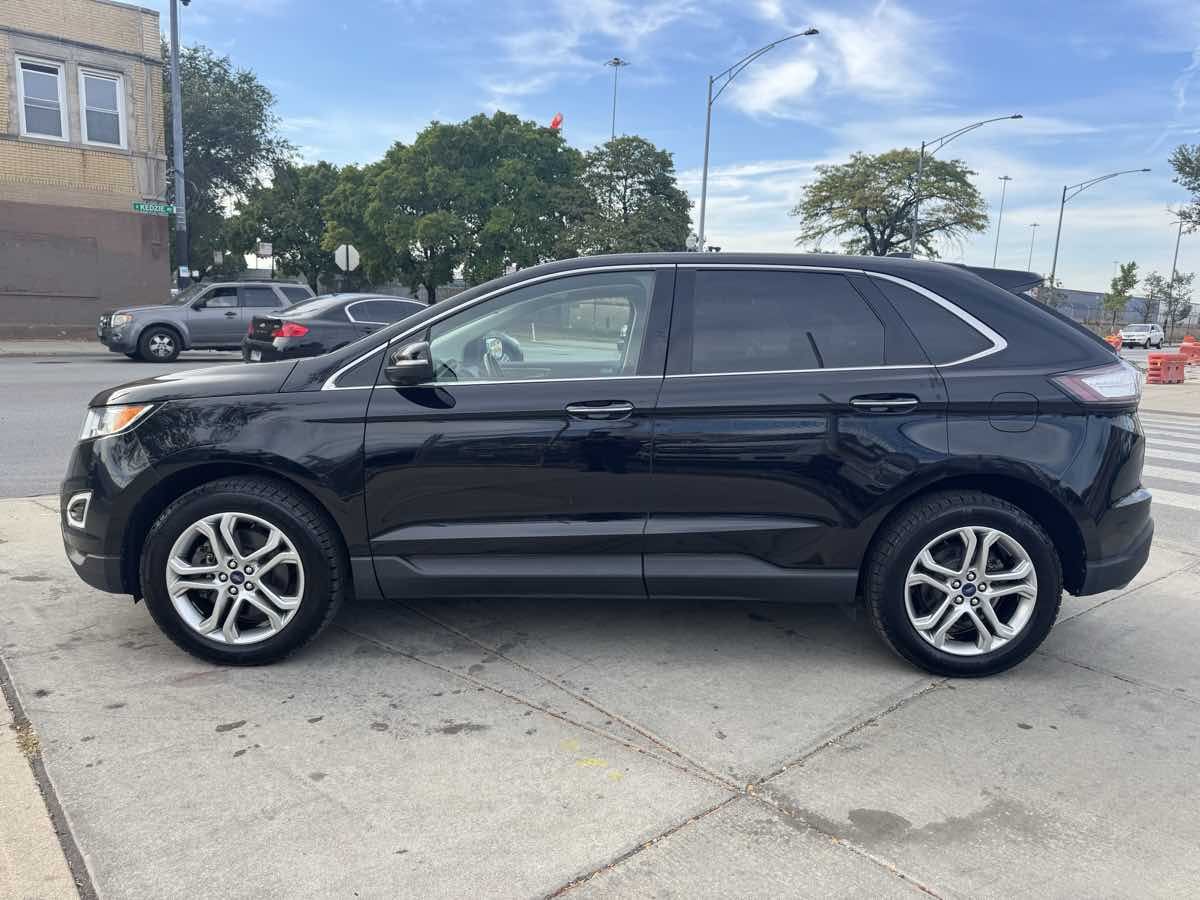 2017 Ford Edge Titanium photo 7