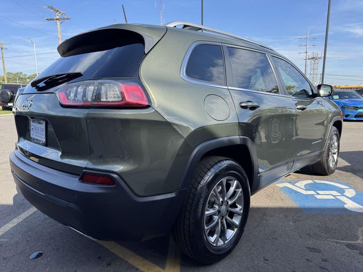 2021 Jeep Cherokee Latitude Lux photo 5