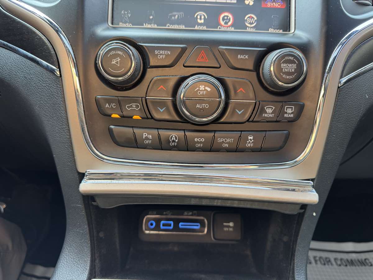 2017 Jeep Grand Cherokee Limited photo 35