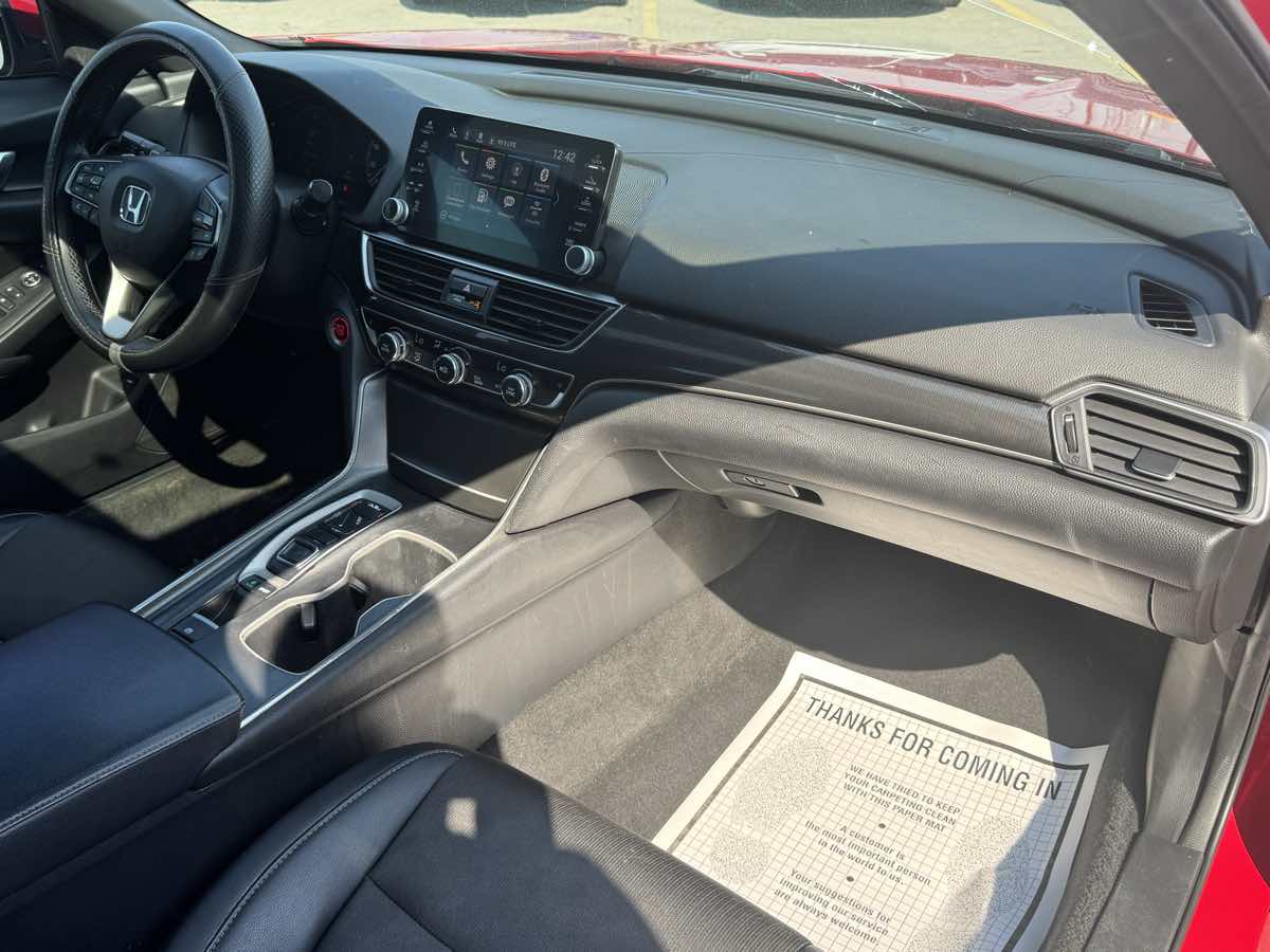 2018 Honda Accord Sport 2.0T photo 26