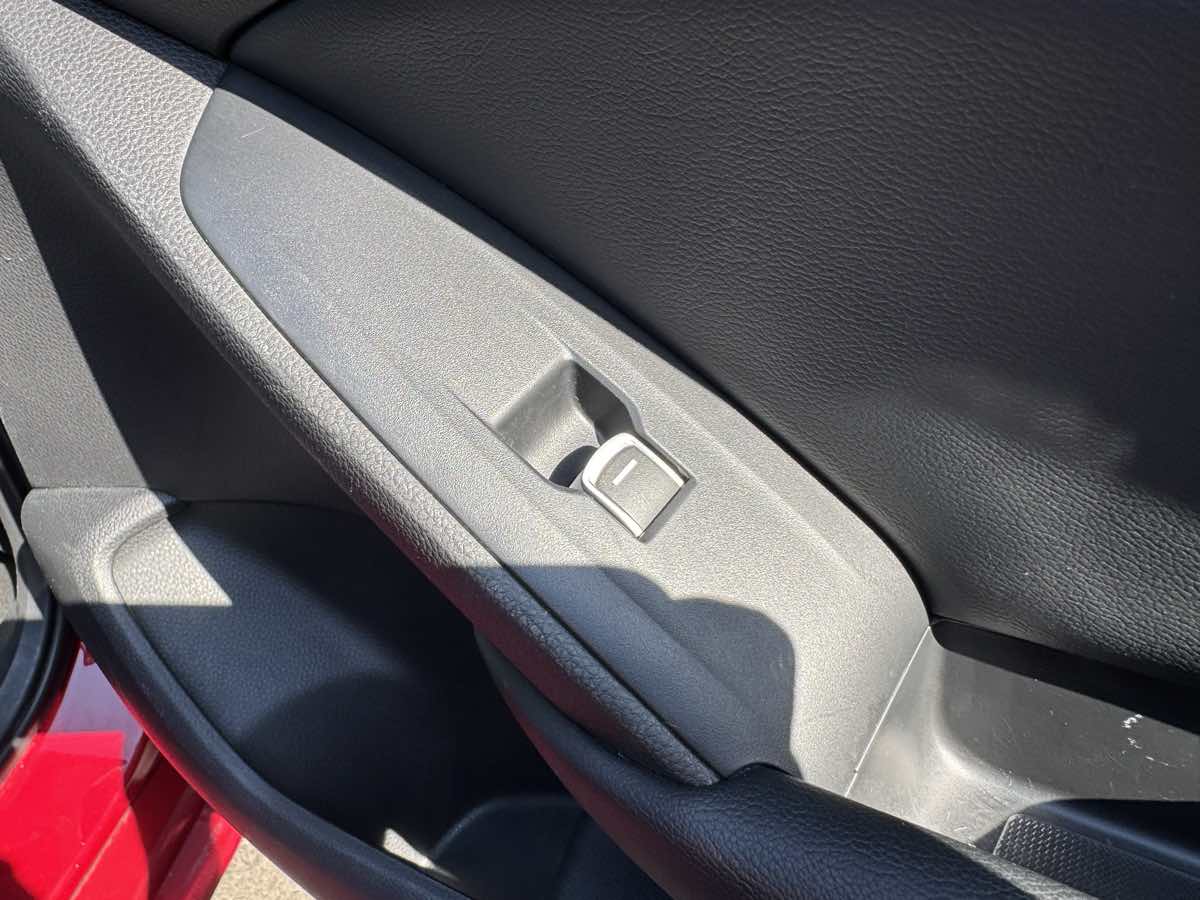 2018 Honda Accord Sport 2.0T photo 34