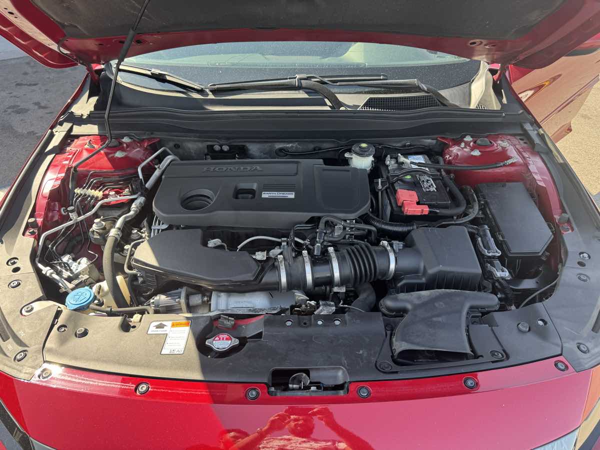 2018 Honda Accord Sport 2.0T photo 42