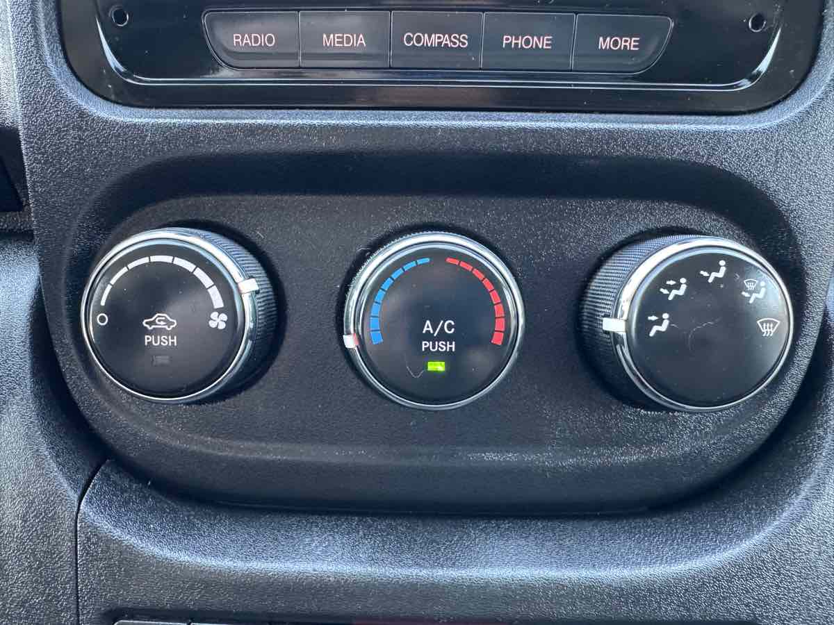 2019 Ram ProMaster 2500 photo 13