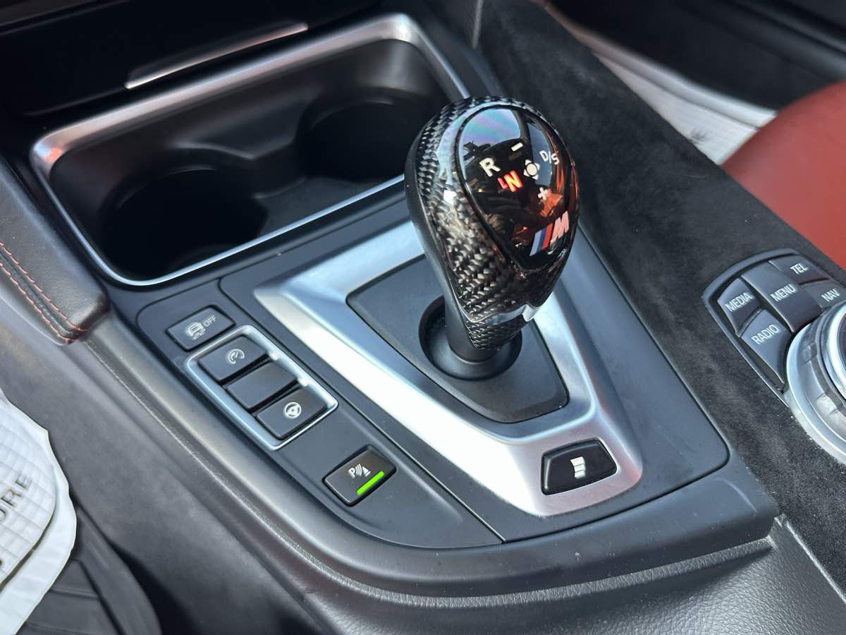 2015 Bmw M4 photo 25