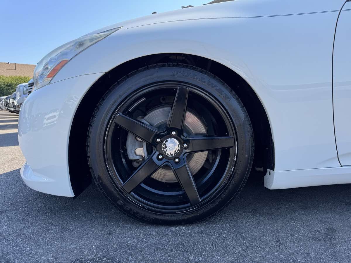2013 Infiniti G37 Journey photo 9