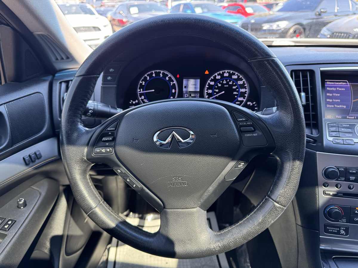2013 Infiniti G37 Journey photo 12