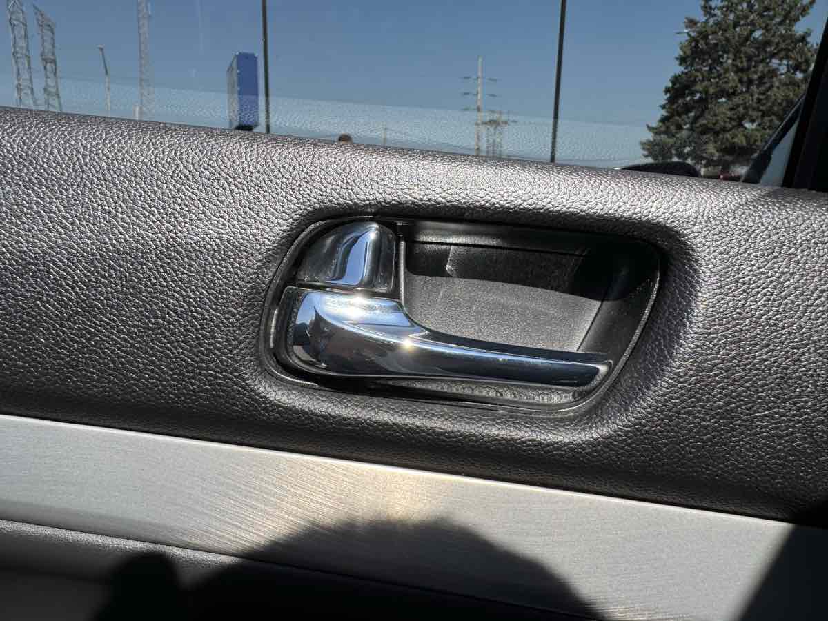 2013 Infiniti G37 Journey photo 43