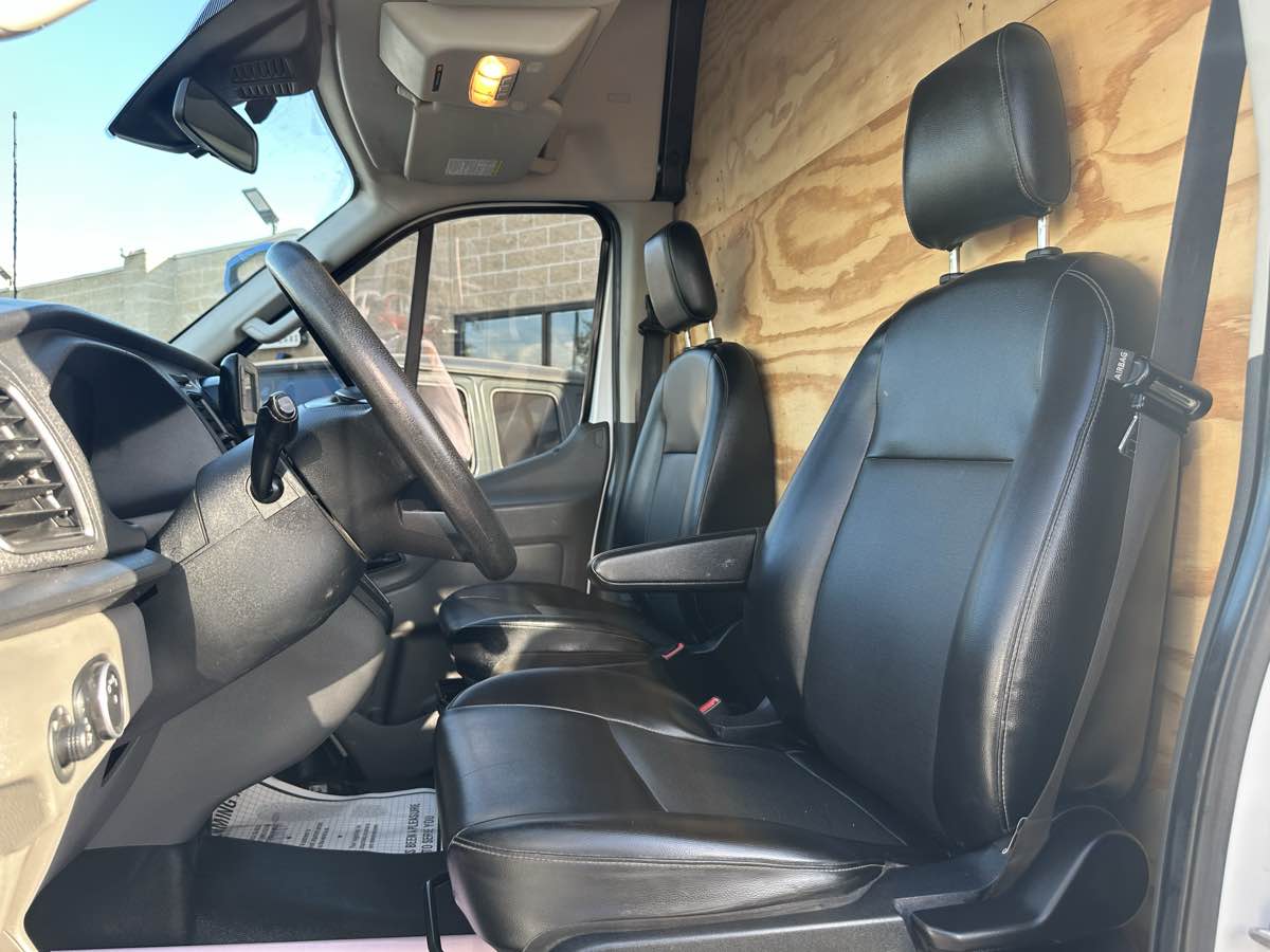 2020 Ford Transit Cargo Van photo 11