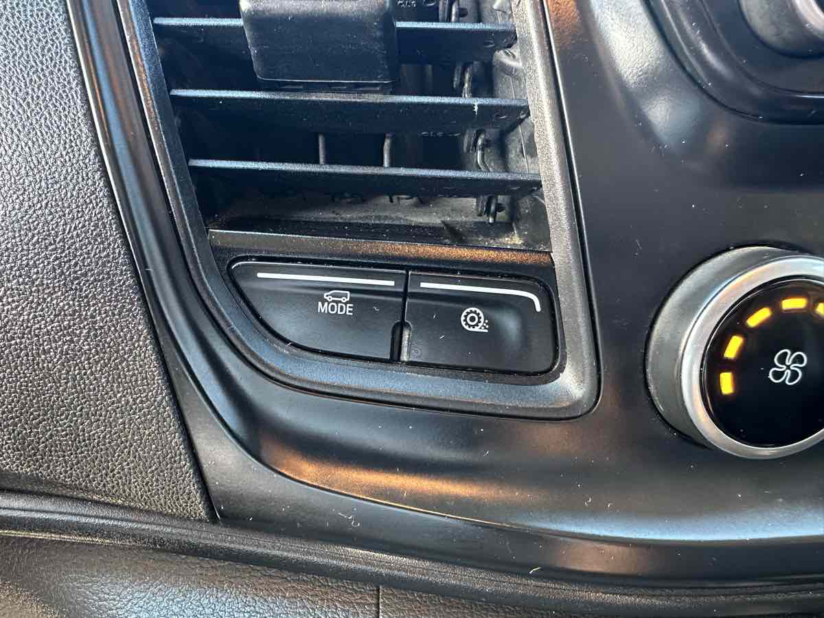 2020 Ford Transit Cargo Van photo 22