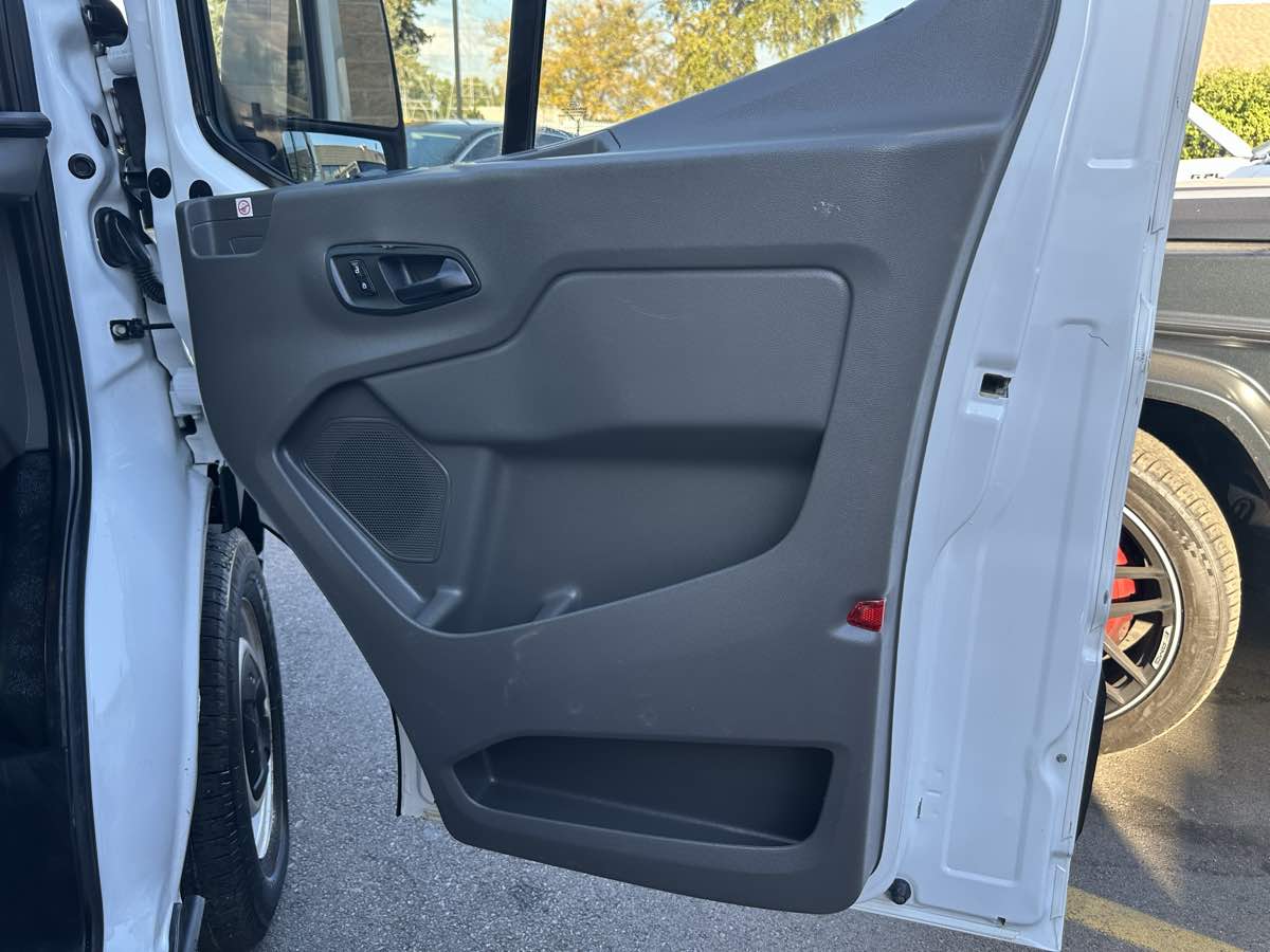 2020 Ford Transit Cargo Van photo 24