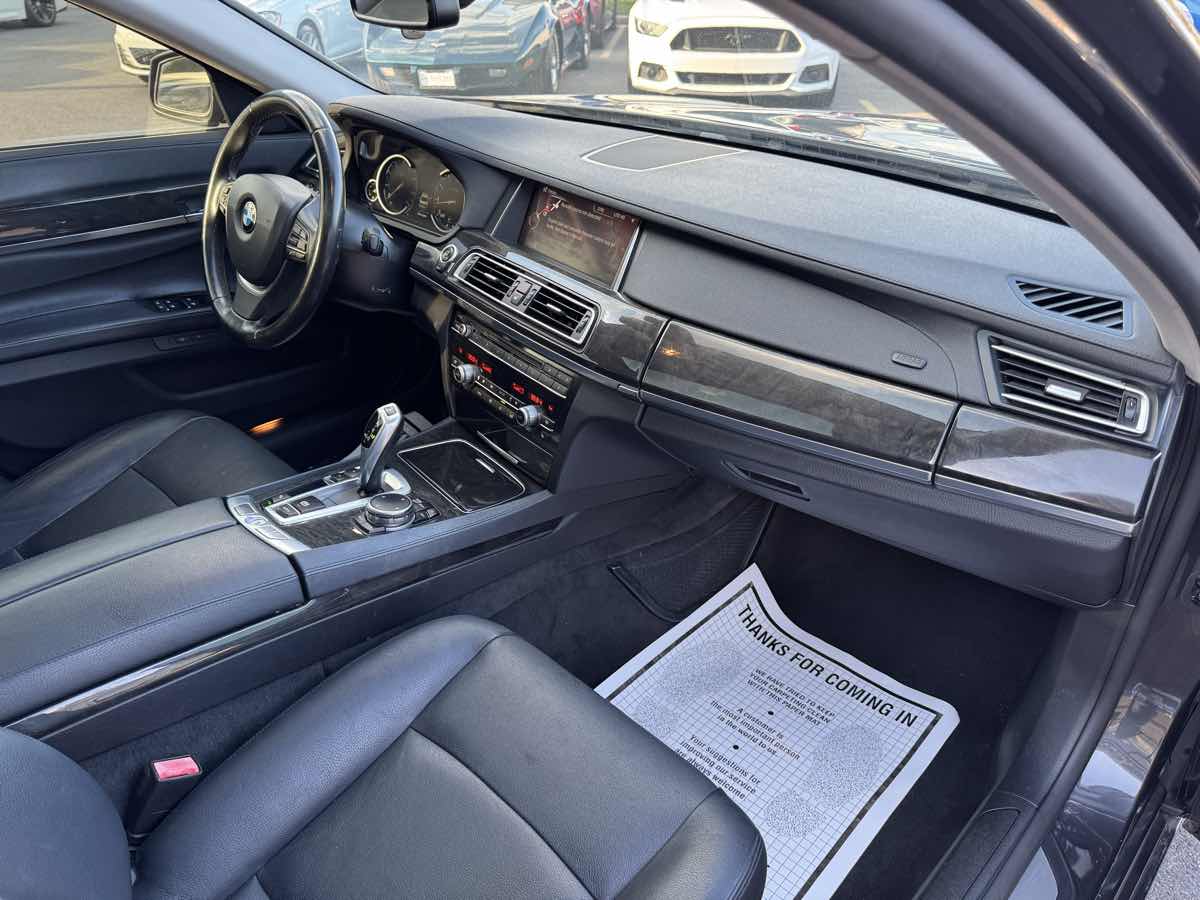 2015 Bmw 740Li 7-Series photo 24
