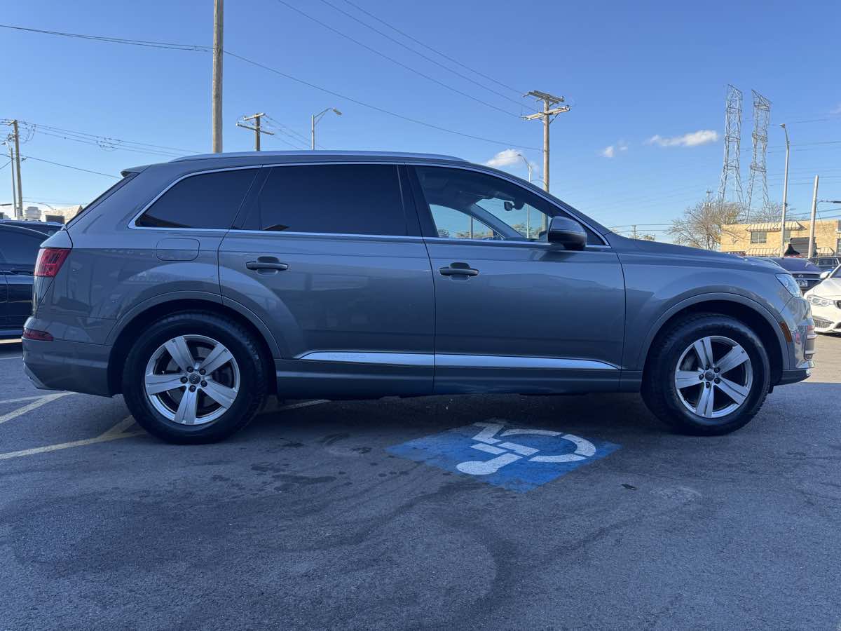 2017 Audi Q7 Premium Plus photo 4