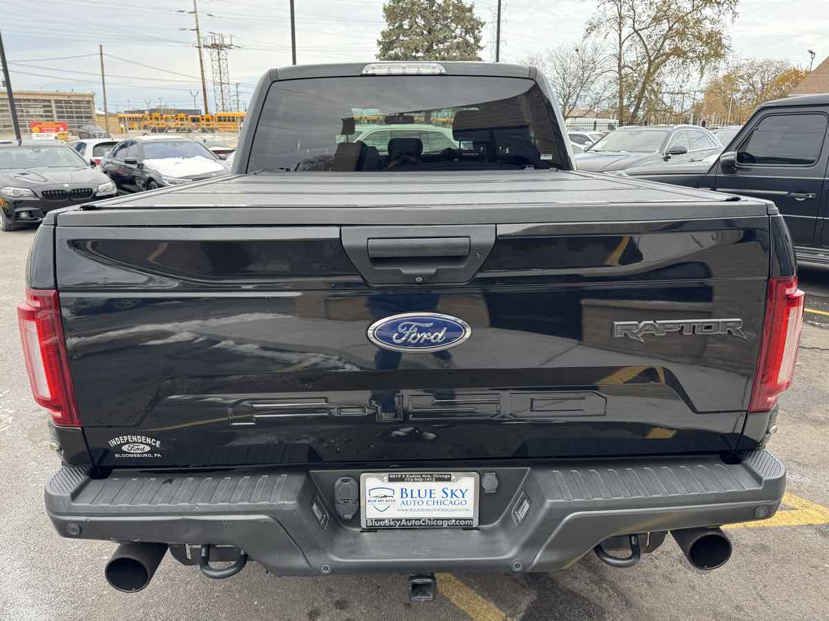 2018 Ford F-150 Raptor photo 2