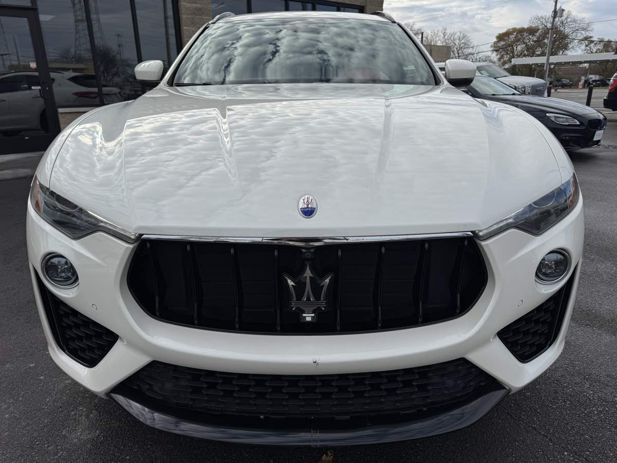 2019 Maserati Levante GranSport photo 2