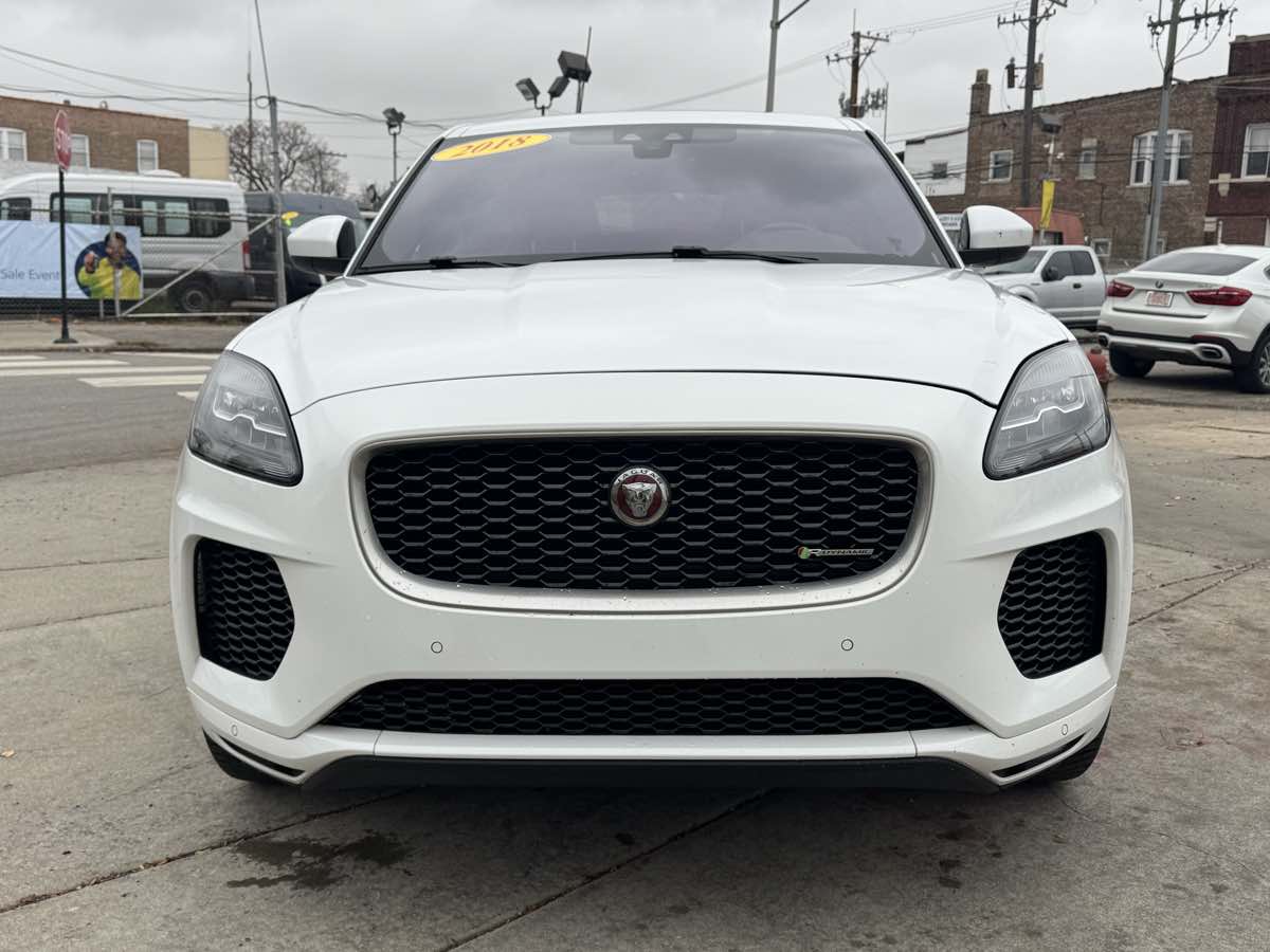 2018 Jaguar E-PACE R-Dynamic HSE photo 2